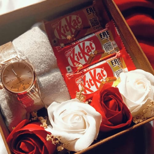 Roses & Romance – Rose Day Surprise Box